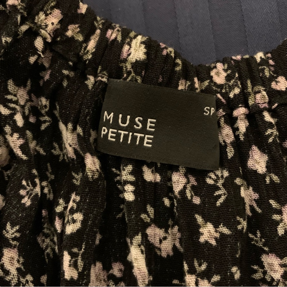 Muse Petite Floral Off-The-Shoulder Dress - Picture 5 of 8